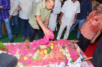 Dasari Narayana Rao Condolences Photos 6 - 20 of 63