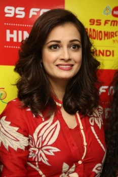 Dia Mirza Meets Mirchi 95 Listeners - 9 of 30
