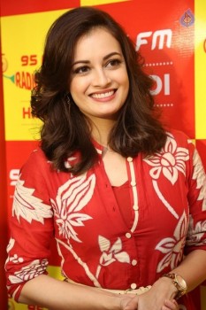 Dia Mirza Meets Mirchi 95 Listeners - 26 of 30