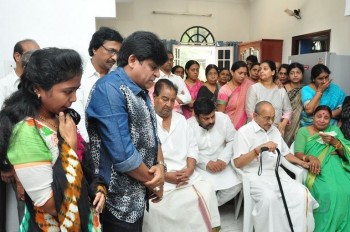 Edida Nageswara Rao Condolences Photos 1 - 49 of 126