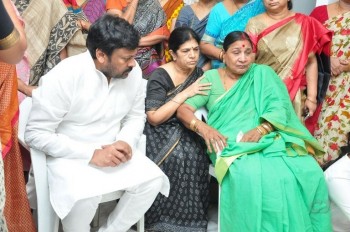 Edida Nageswara Rao Condolences Photos 1 - 57 of 126