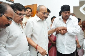 Edida Nageswara Rao Condolences Photos 1 - 65 of 126