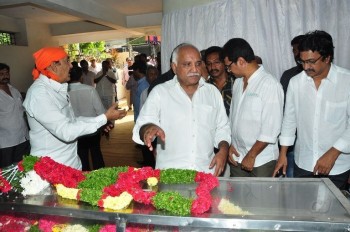 Edida Nageswara Rao Condolences Photos 1 - 66 of 126