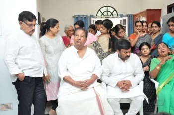 Edida Nageswara Rao Condolences Photos 1 - 88 of 126