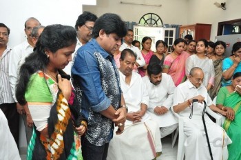 Edida Nageswara Rao Condolences Photos 1 - 105 of 126