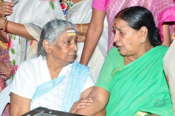 Edida Nageswara Rao Condolences Photos 2 - 121 of 138