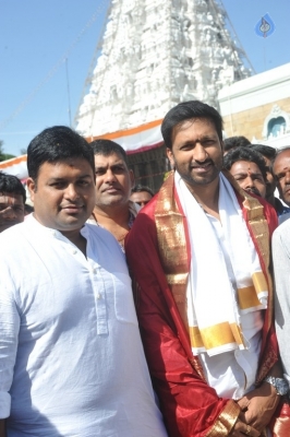 Gautham Nanda Team at Tirumala - 8 of 20