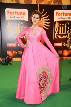 IIFA Utsavam Awards 2016 Photos 1 - 19 of 64