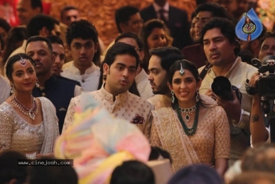Isha Ambani and Anand Piramal Wedding Photos - 2 of 19