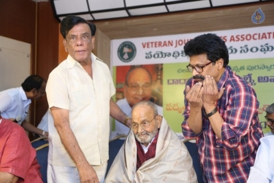 Journalists Association Felicitates Dadasaheb Phalke K Viswanath - 48 of 52