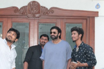 Karnataka Fans meet Prabhas - 30 of 39