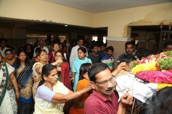 Kondavalasa Lakshmana Rao Condolences Photos - 54 of 73