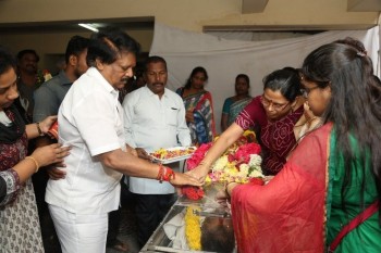 Kondavalasa Lakshmana Rao Condolences Photos - 68 of 73