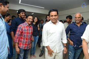 KTR Watches Pelli Choopulu Movie - 15 of 27