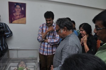 Last Respects to Actress Jyothi Lakshmi - 4 of 16