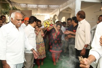 Mada Venkateswara Rao Condolences Photos 2 - 11 of 42