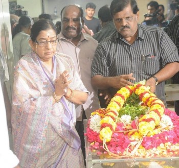 MS Viswanathan Condolences Photos - 38 of 59