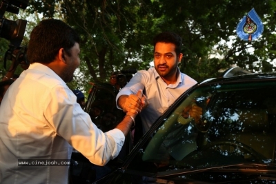 NTR Family Members Pay Tribute at NTR Ghat - 5 of 100