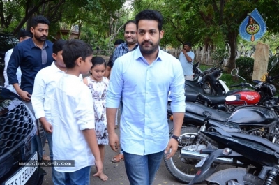NTR Family Members Pay Tribute at NTR Ghat - 10 of 100