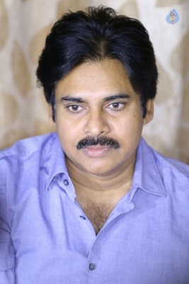 Pawan Kalyan and Trivikram Meets K Vishwanath - 58 of 77