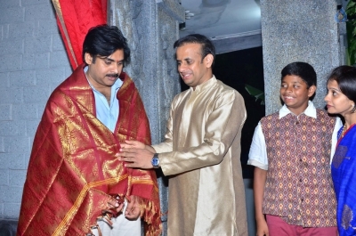 Pawan Kalyan Visits Andhra Prabha Ganapathi Pooja Photos - 14 of 41
