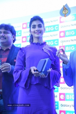 Pooja Hegde Launches Samsung Galaxy Note 9 Mobile - 11 of 26