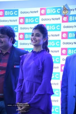 Pooja Hegde Launches Samsung Galaxy Note 9 Mobile - 18 of 26