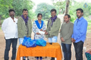Ram Laxman Donates 1 Lakh for Sphoorthi Jyothi Foundation - 17 of 41
