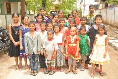 Sanjjanaa Visits Serve Needy Voluntary Organization - 23 of 41