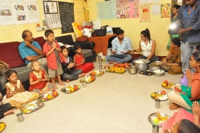 Sanjjanaa Visits Serve Needy Voluntary Organization - 33 of 41