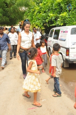 Sanjjanaa Visits Serve Needy Voluntary Organization - 40 of 41
