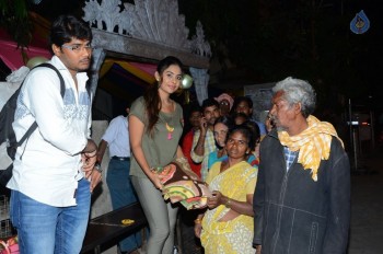 Sri Reddy Distributes Blankets for Orphans - 24 of 40