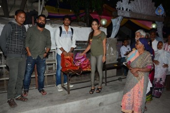 Sri Reddy Distributes Blankets for Orphans - 29 of 40