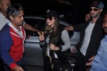 sunny-leone-arrives-hyd-for-new-year-bash