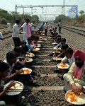 Telangana Activists Rail Roko Photos - 34 of 42