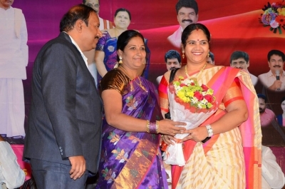 Telugu Cinema World Records Felicitation Press Meet - 35 of 42