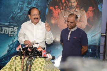 Venkaiah Naidu Watching Ghazi Movie - 38 of 42