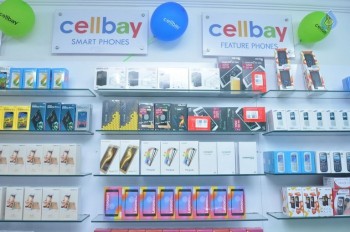 Yamini Bhaskar Launches Cellbay Mobile Store - 9 of 20