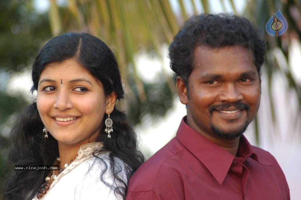 Avan Appadithan Tamil Movie Hot Stills - 17 / 35 photos