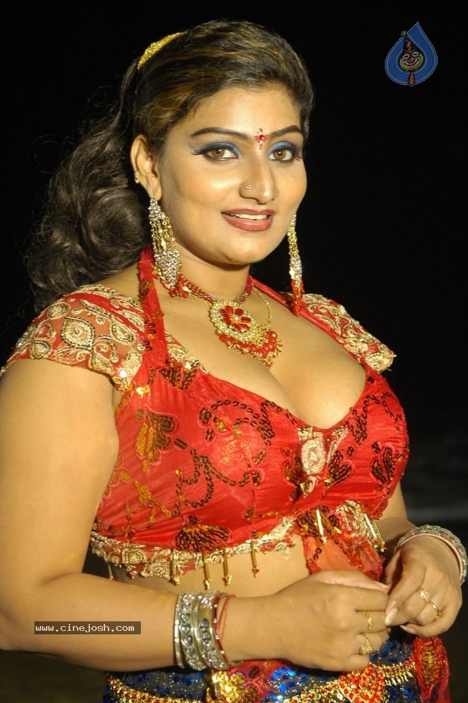 Avan Appadithan Tamil Movie Hot Stills - 20 / 35 photos