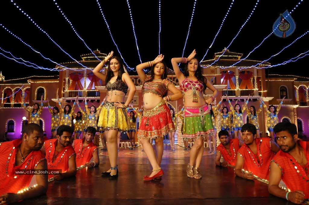 Genius Movie Item Song Photos - 6 / 9 photos