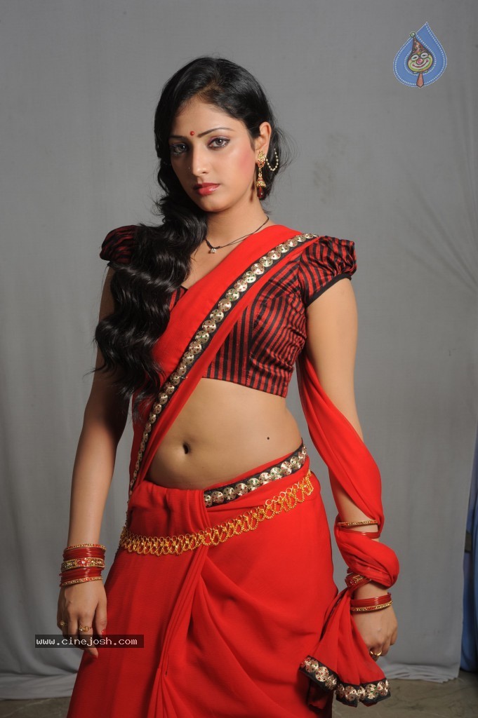 Haripriya Spicy Stills - 16 / 43 photos