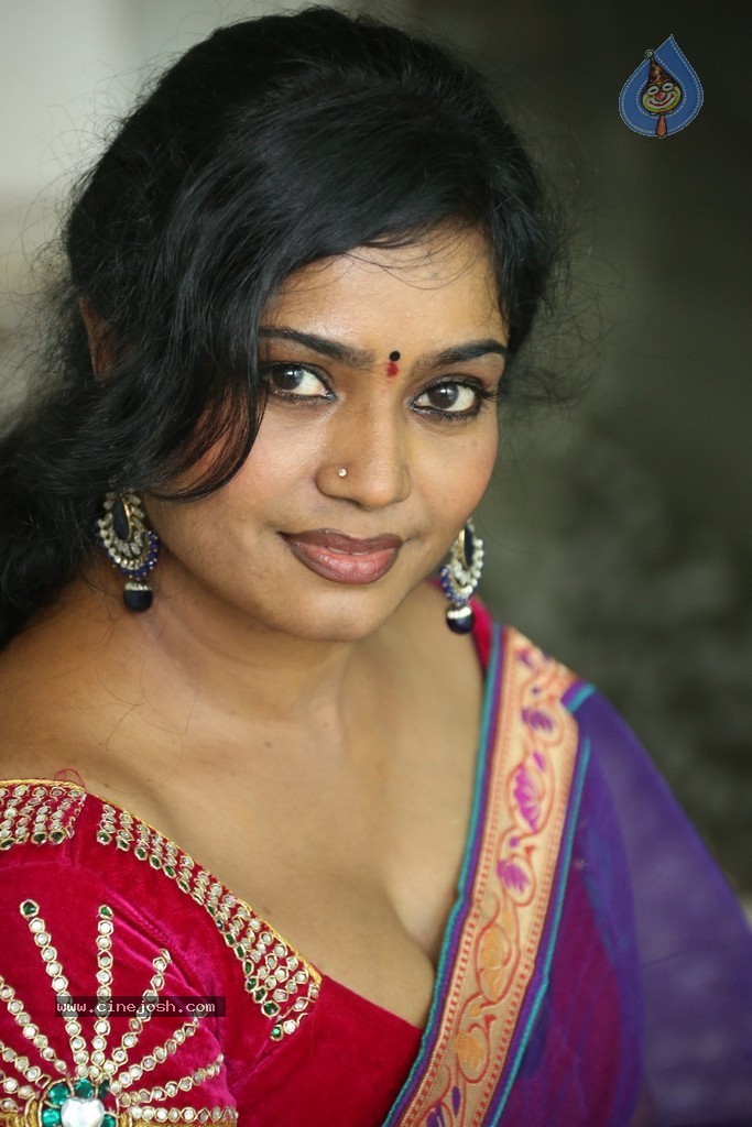 Jayavani Hot Stills - 5 / 180 photos