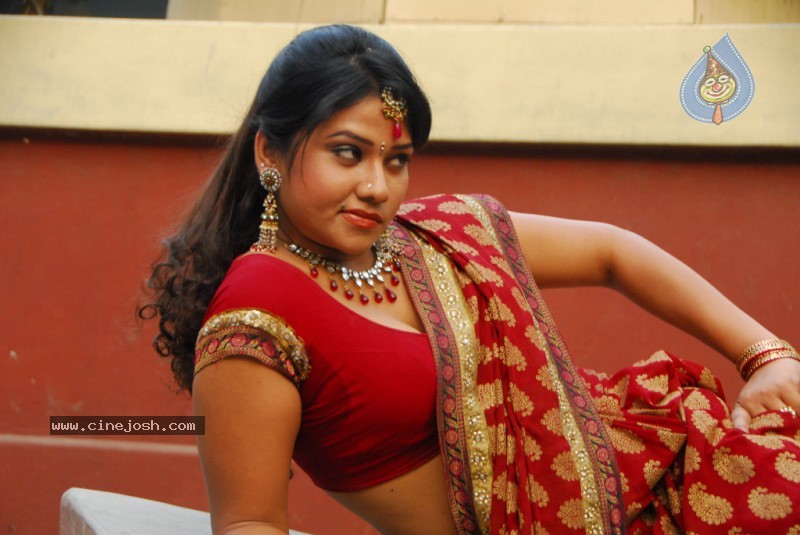 Jyothi Spicy Pics - 42 / 54 photos