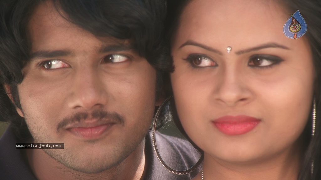 Naanum En Jamunavum Tamil Movie Hot Stills - 20 / 52 photos