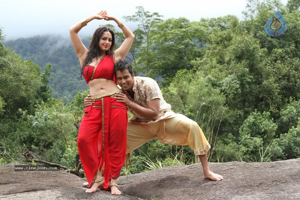 Nadigayin Diary Tamil Movie Hot Stills - 12 / 41 photos