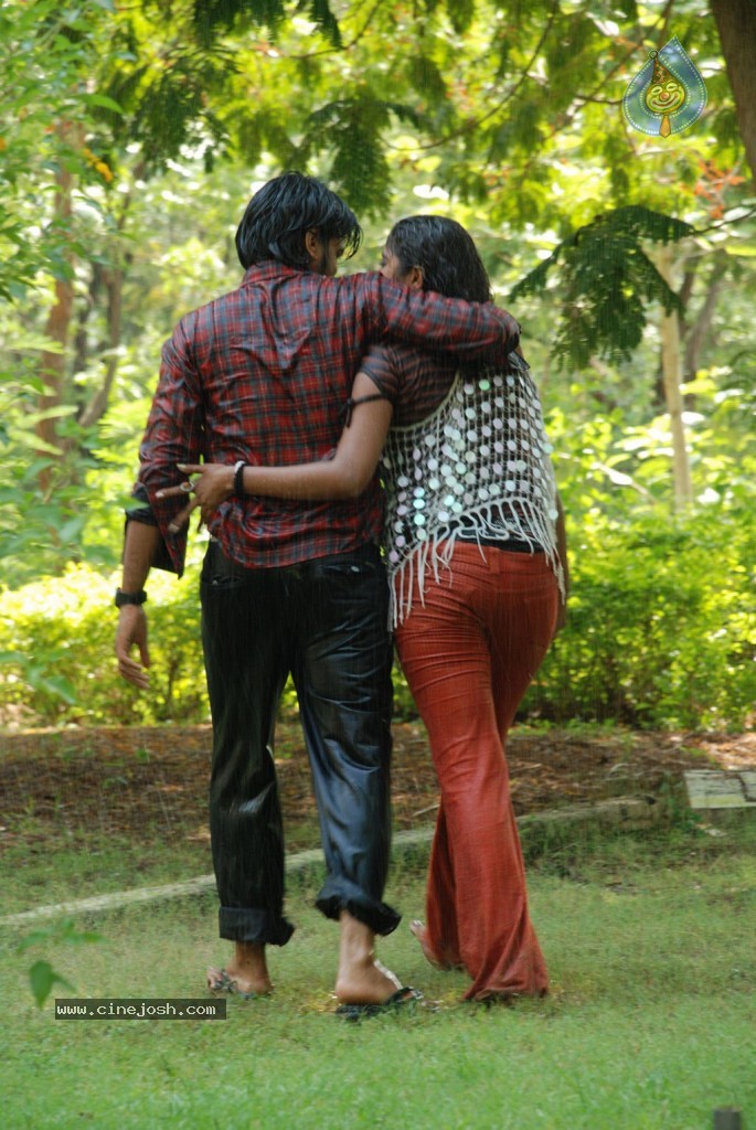 Sa Love Ba Tamil Movie Hot Stills - 5 / 28 photos