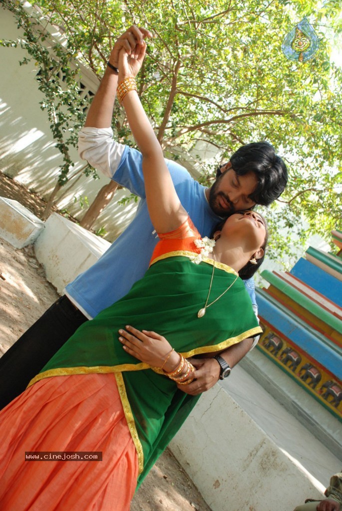 Sa Love Ba Tamil Movie Hot Stills - 11 / 28 photos