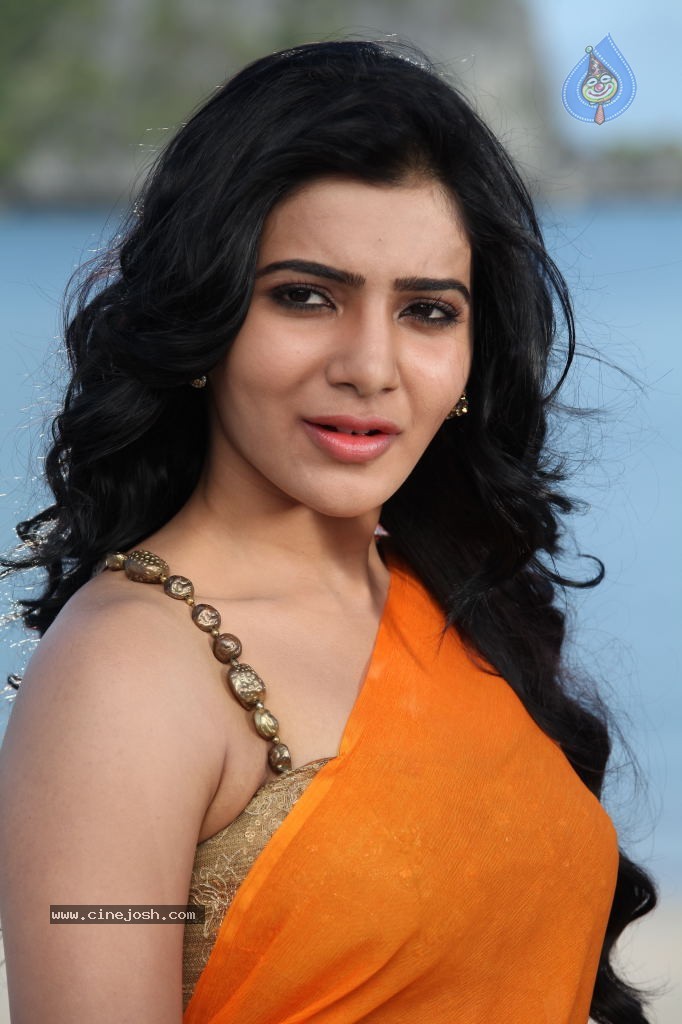 Samantha Latest Hot Stills - 19 / 77 photos