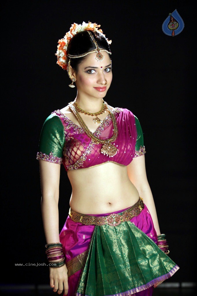 Tamanna New Hot Gallery - 17 / 140 photos